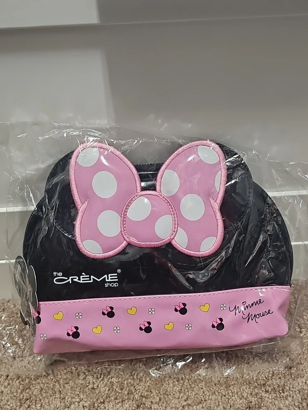 The Crème Shop Kids Minnie Mouse Bow Pink Cosmetic Pouch